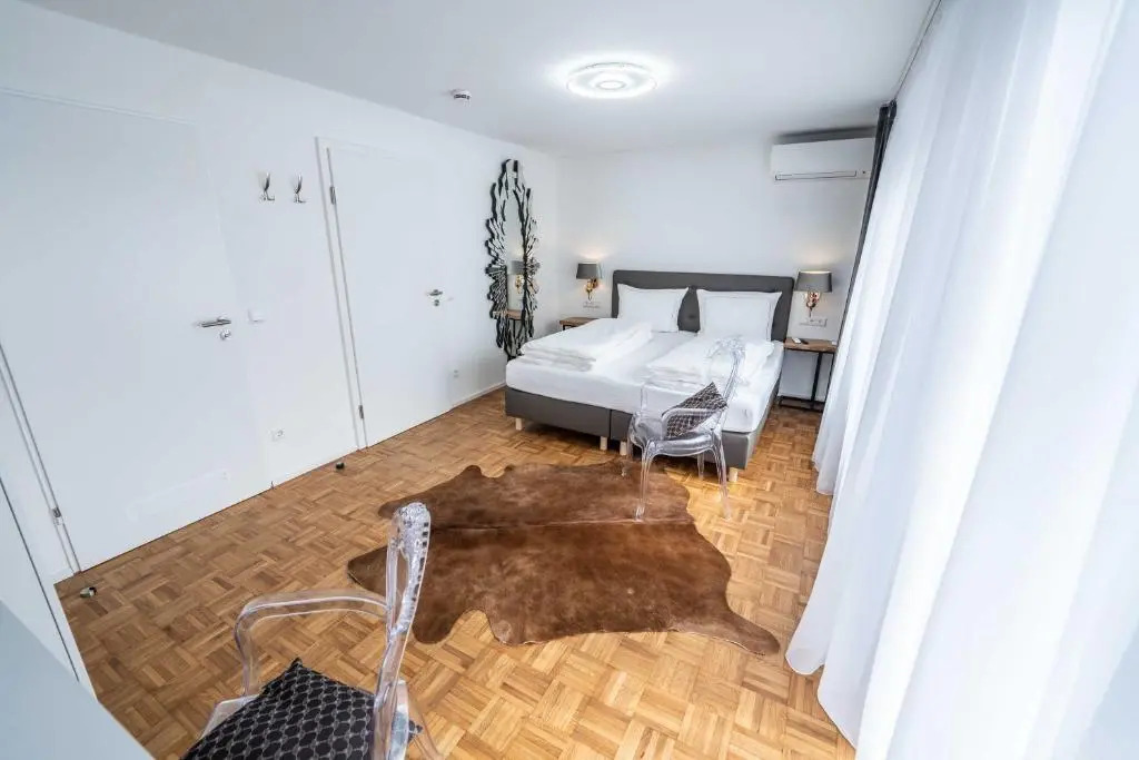City Apartments FN L 6 KLIMATISIERT mit Balkon - Deluxe Doppelzimmer
