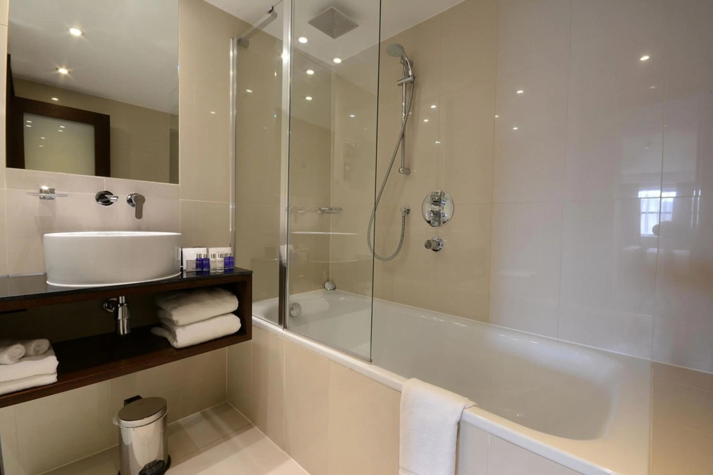 Premier Inn London Kensington Earls Court