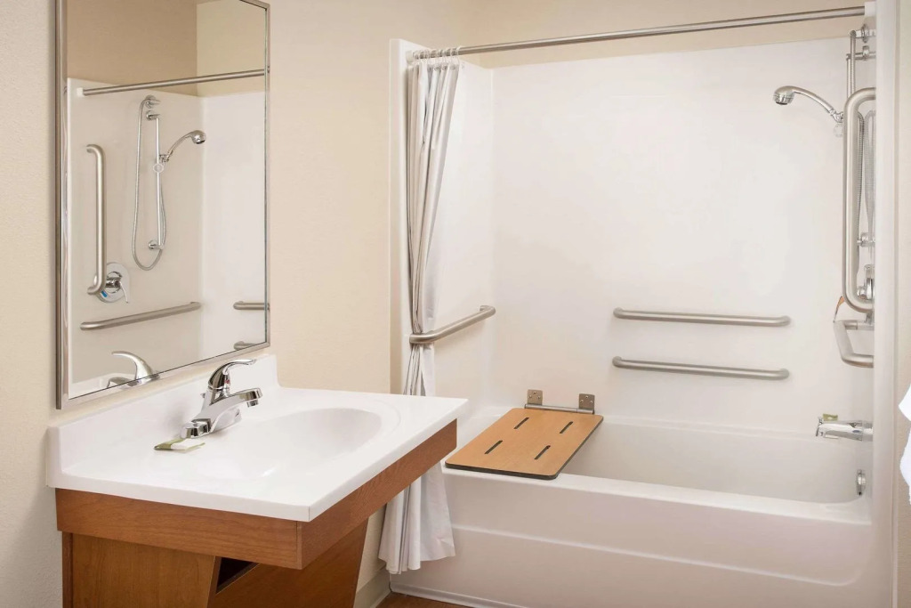WoodSpring Suites Columbus Northeast
