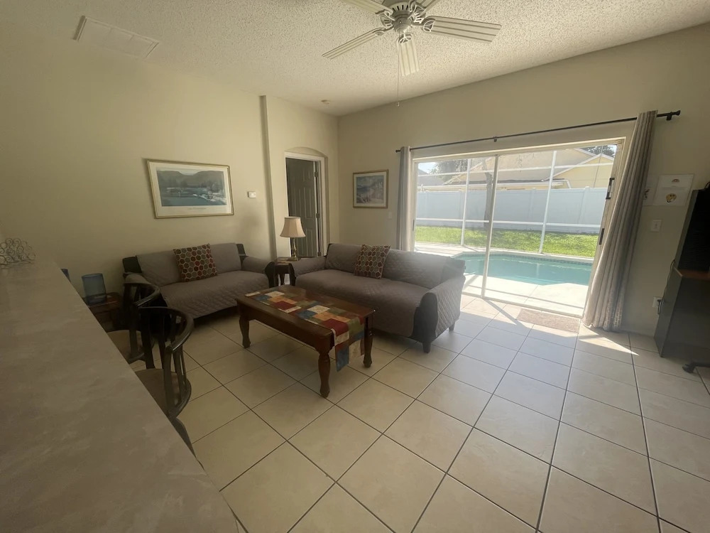 Esprit Oasis - Three Bedroom Home