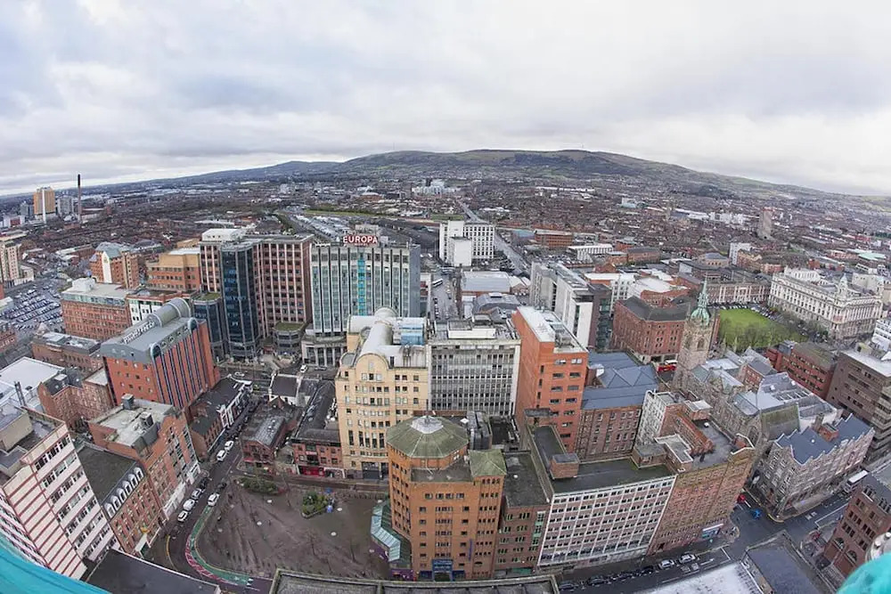Modern 2 bed Apartment, City Centre, Wifi