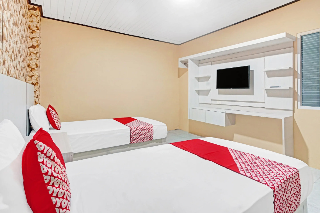OYO 90399 Box House