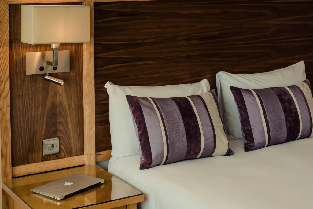 Aspect Hotel Park West