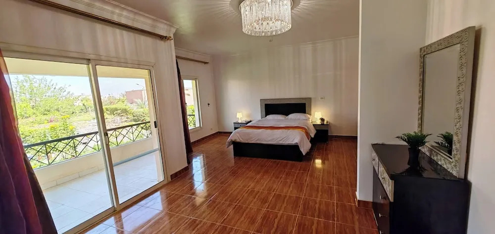 Rujia Chinese Homestay
