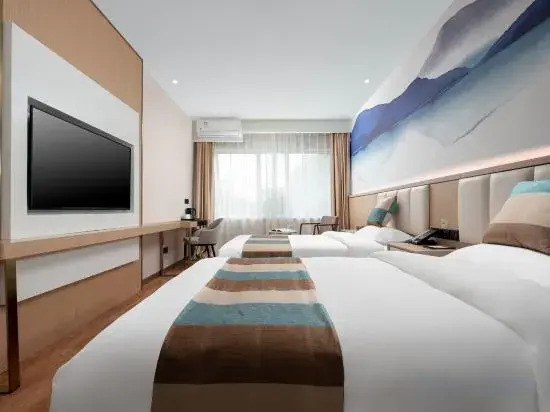 VX Hotel (Beijing Daxing District Wufutang Subway Station Zhongke E-commerce Valley)