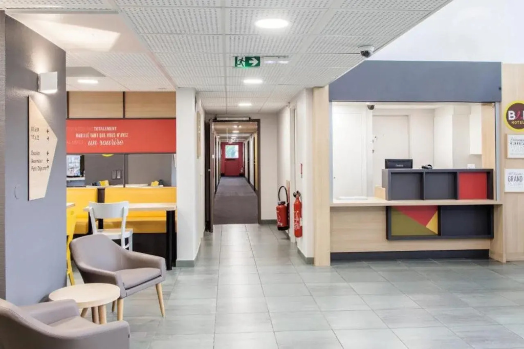 B&B HOTEL Evry Lisses 2 - 3 étoiles