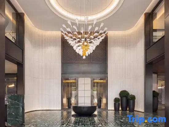 Zhongjie Central Hotel (Shenyang Zhongjie & Forbidden City Joy City Location)