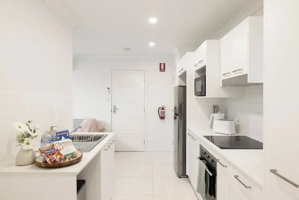 Smart Suites Self Check-in Apartments - 16 Freney