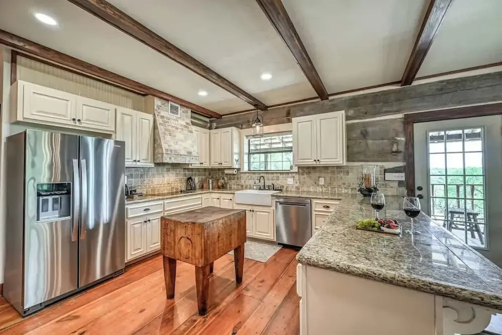 Luxury 23-acre Ranch With Hottub Near Alamosprings