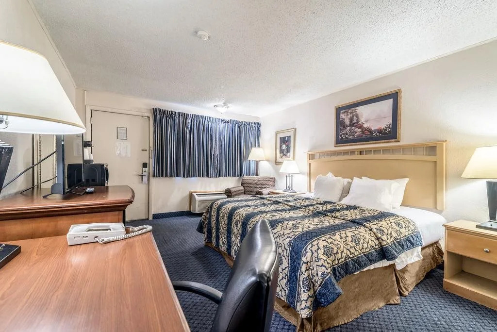 Red Carpet Inn & Suites - Albany Airport