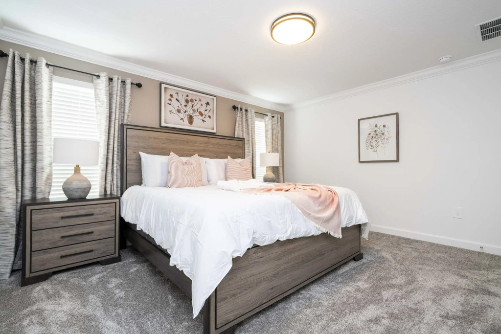 Wonderfull 4Bd With Pool at Champions Gate 1174