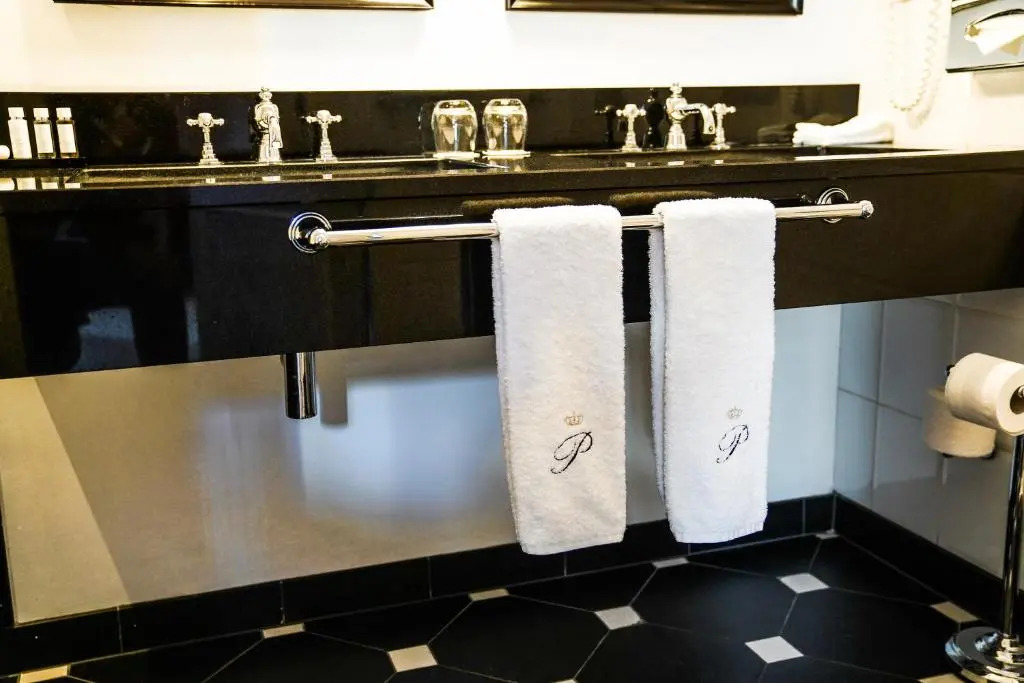ARQ Paleis Hotel