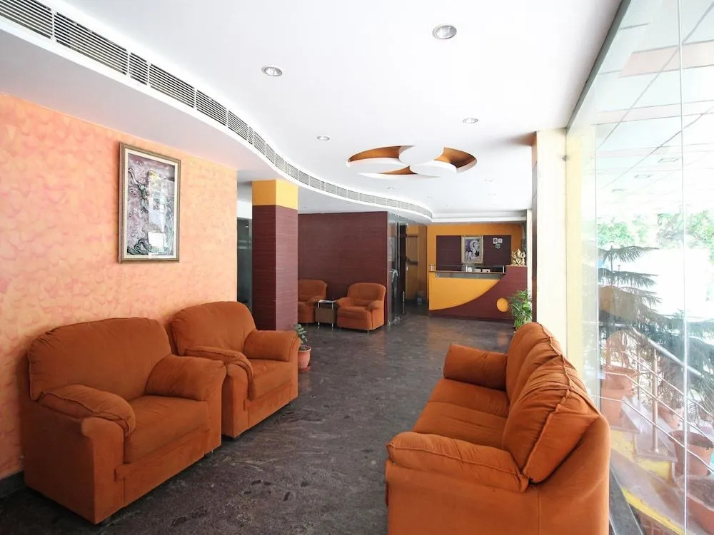 OYO 6438 Hotel Valley Plaza