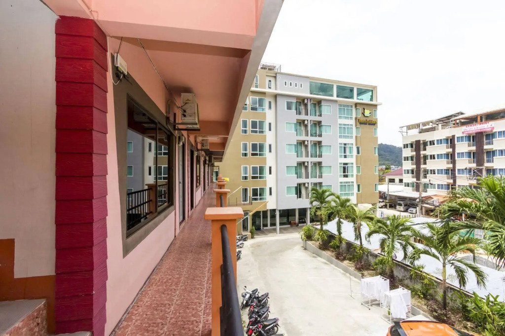 Baan Lukkan Hostel