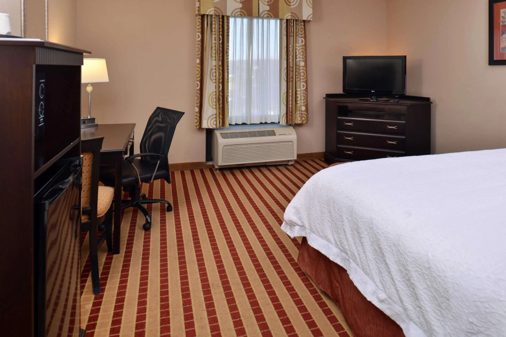 Hampton Inn Clarion