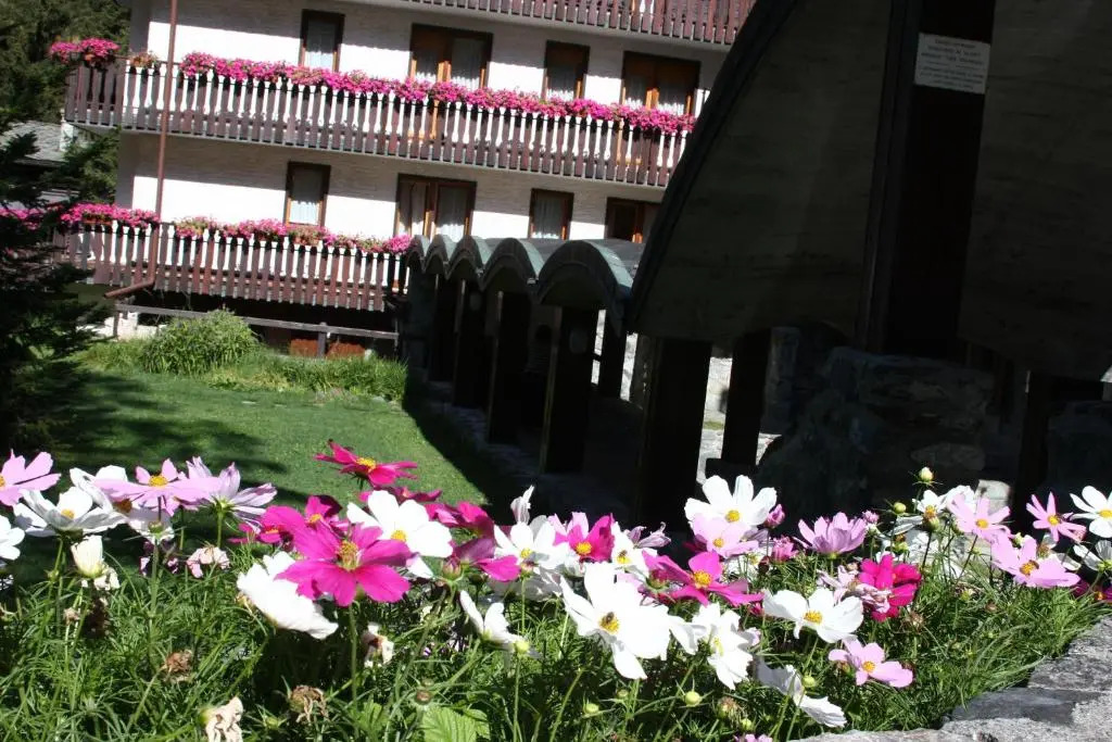 Breithorn Lodge