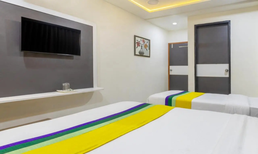 Itsy Hotels Signature, Nehru Nagar