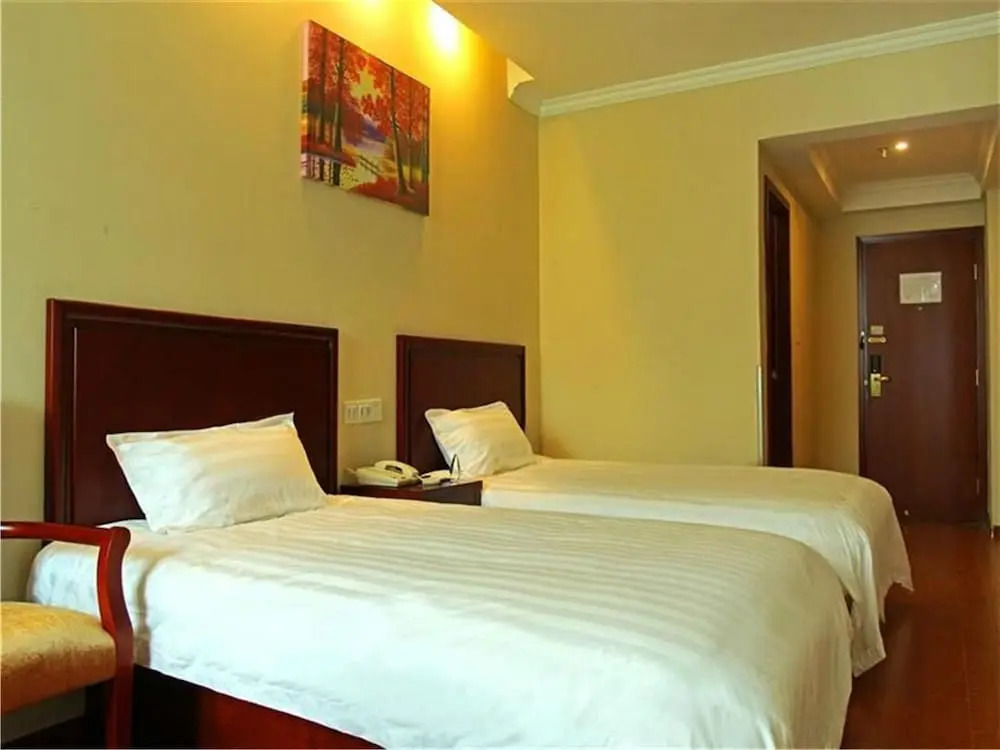 GreenTree Inn Guangzhou Jichang Road Express Hotel