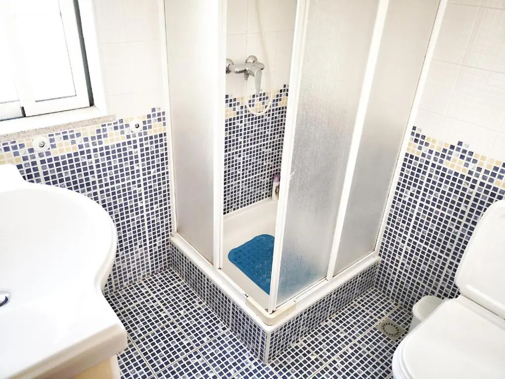 Townhouse 700m from Sao Rafael Beach