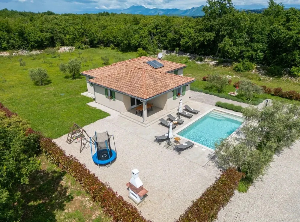 Holiday Home Milevoj - Three Bedroom Holiday Home