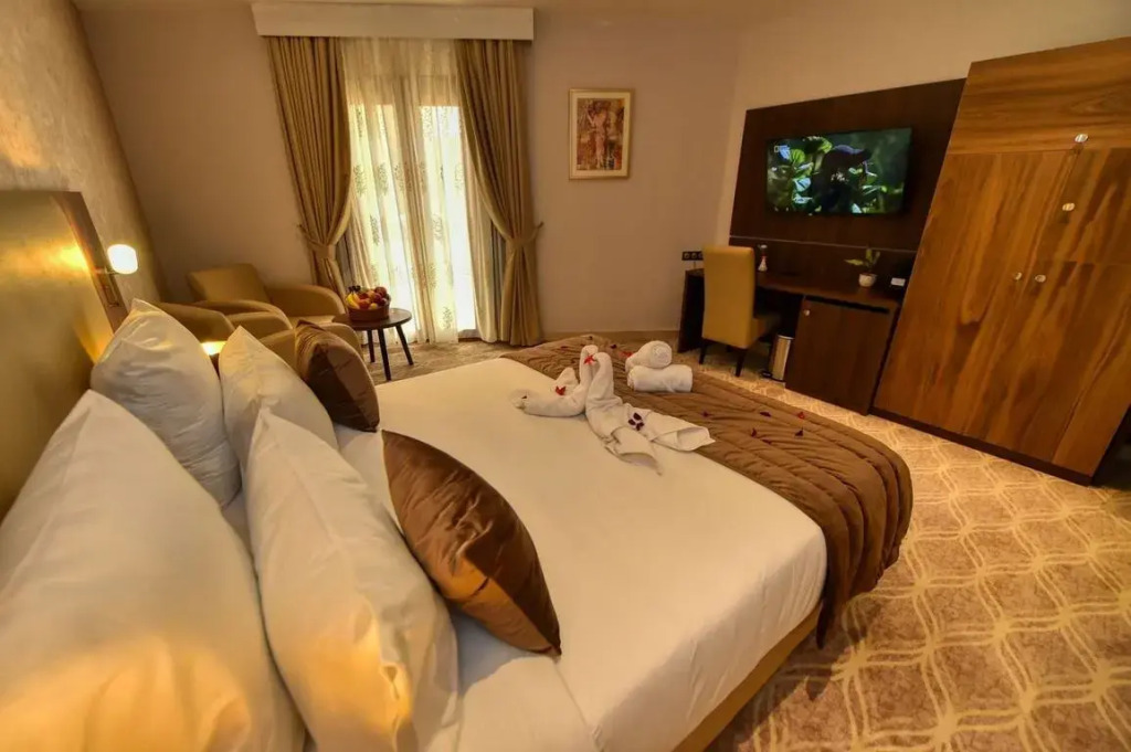 Mf Hotel Oran