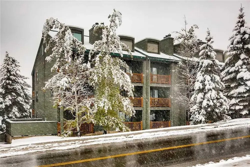 Powder Pointe