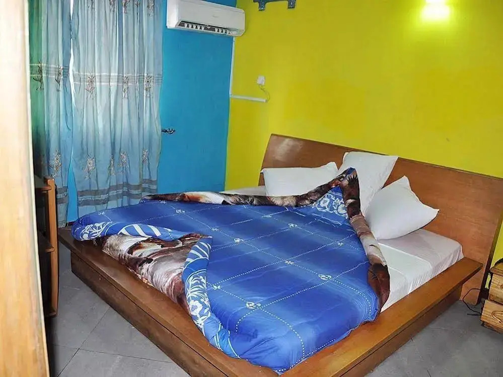 Sada Cruz Hotel & Suites
