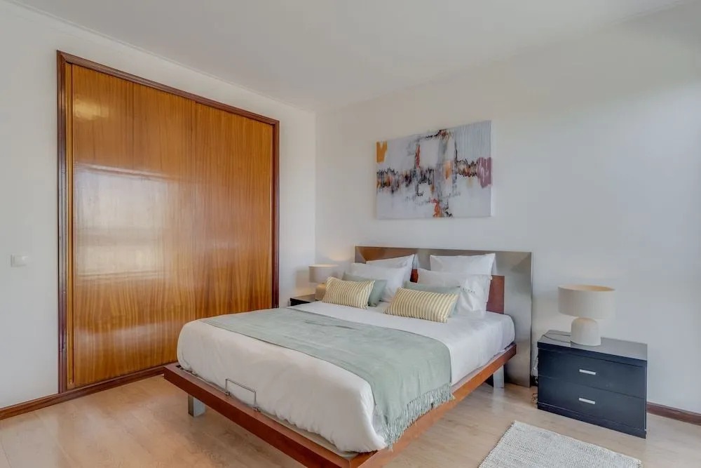 Portola Penthouse 3B