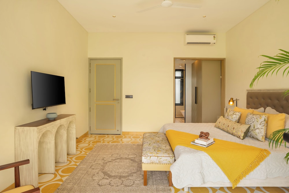 ELIVAAS Purosol 3BHK Pool Villa