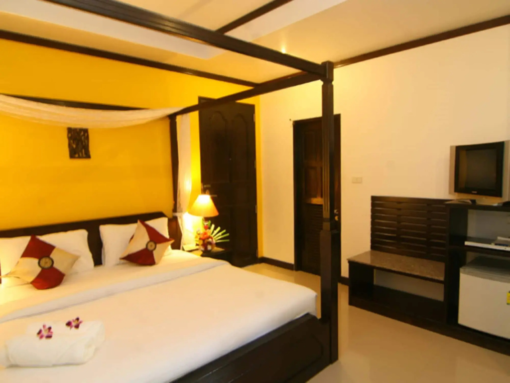 Sand Sea Beach Resort