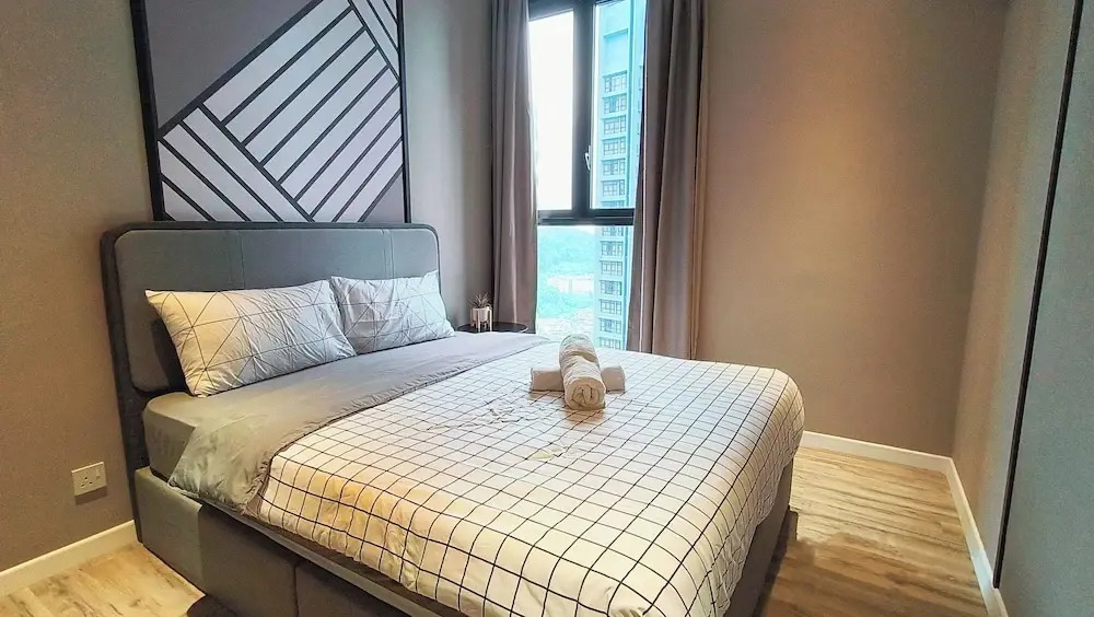 Millerz Square Suite By Ango