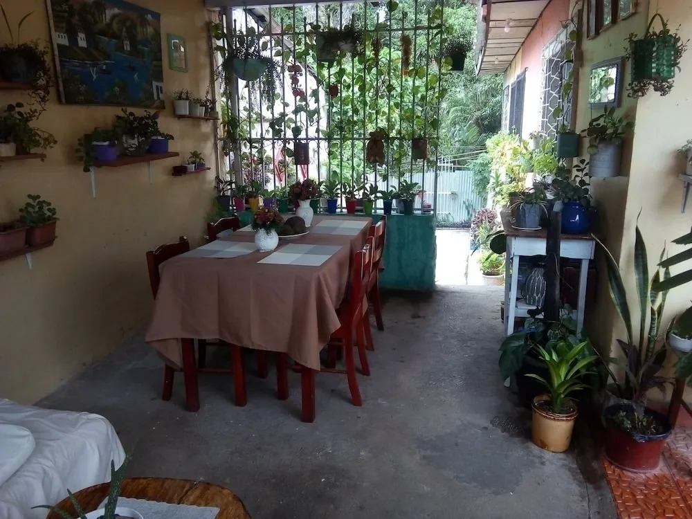 Patio De Joan