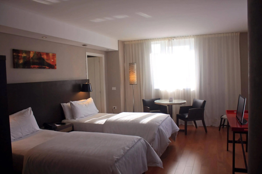 AXSUR Design Hotel