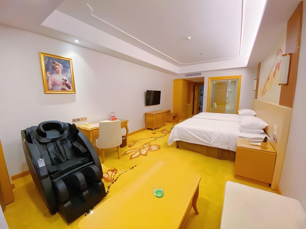 Vienna International Hotel (Huizhou High Speed Railway North Station Xing'an City)