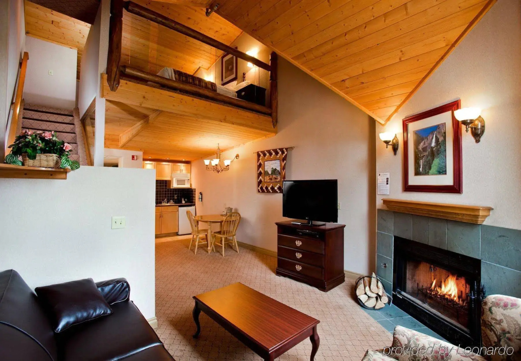 The Rundlestone Lodge
