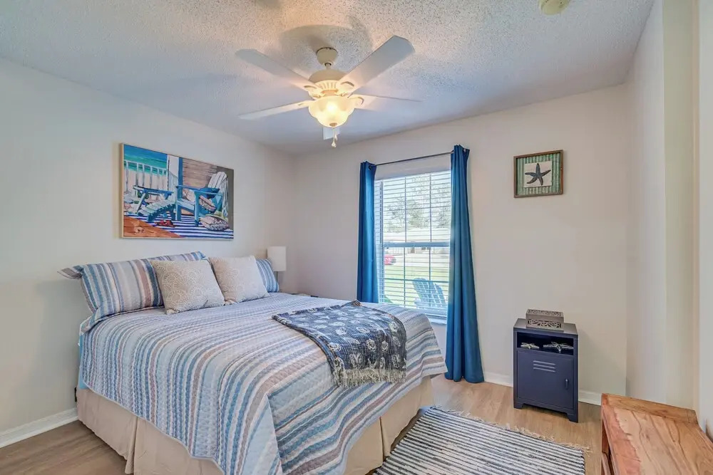 Citrus Springs Retreat w/ Grill & Screened Porch!