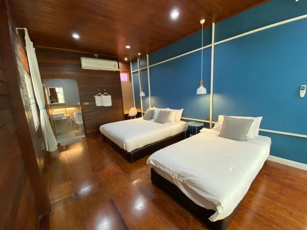 Lux Homestay