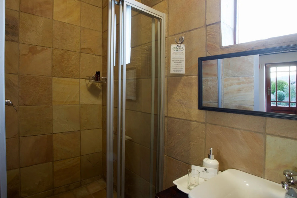 Sea Whisper Guest House