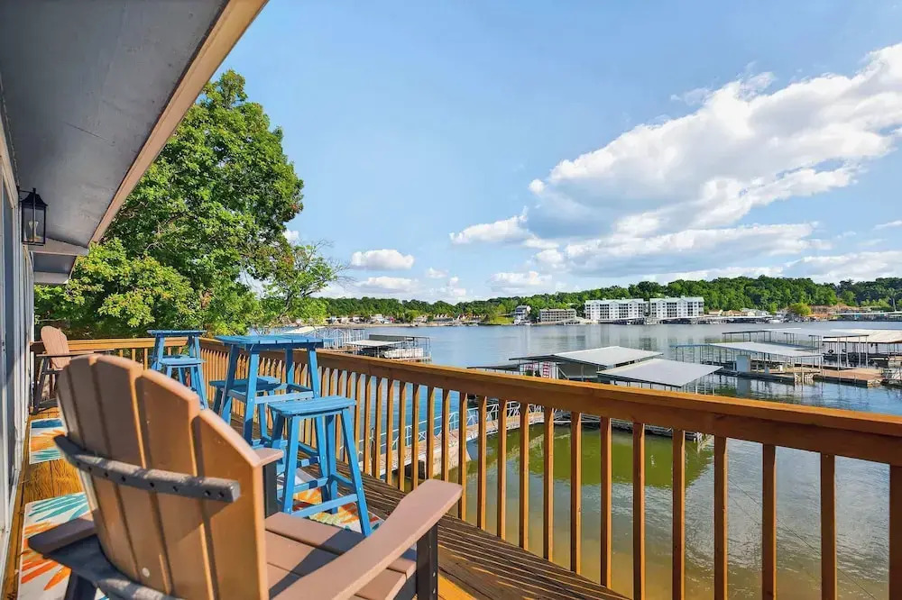 Lake Home Oasis - Sleeps 18
