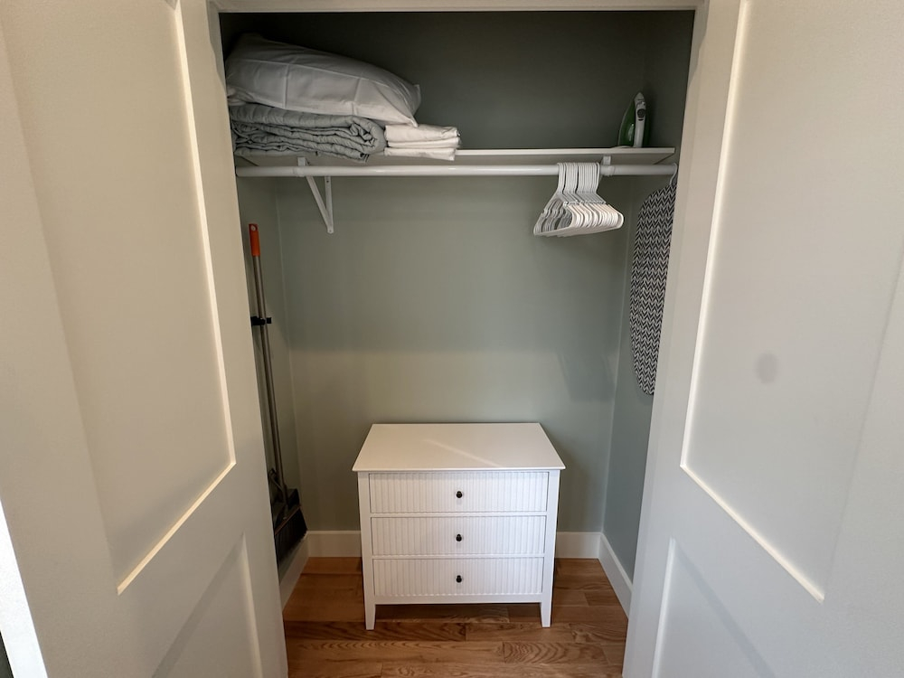 Brand New Construction! 1 Bed/1 Bath/private Deck - Unit 3 1 Bedroom Apts