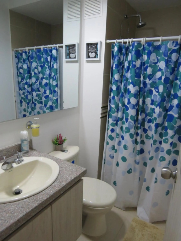 Precioso apartamento con piscina y wifi