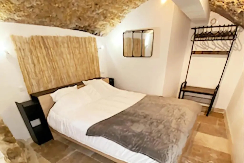 Bright 35 M Ideal For 2 In The City Center