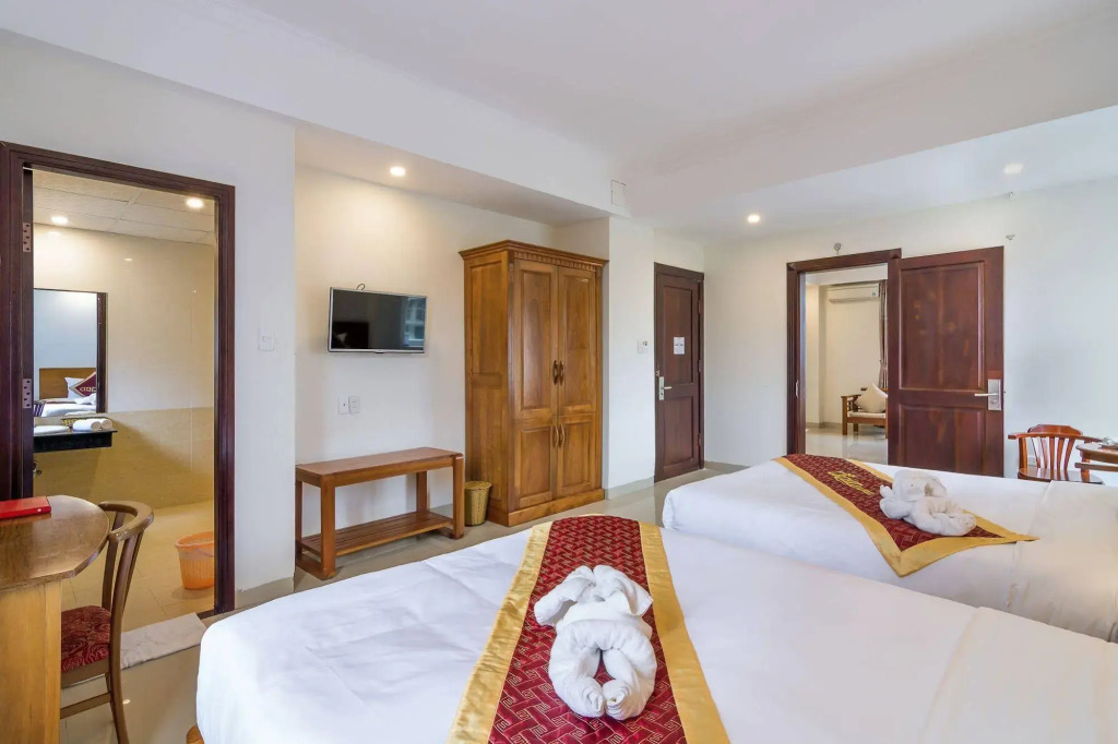 Orchid Hotel