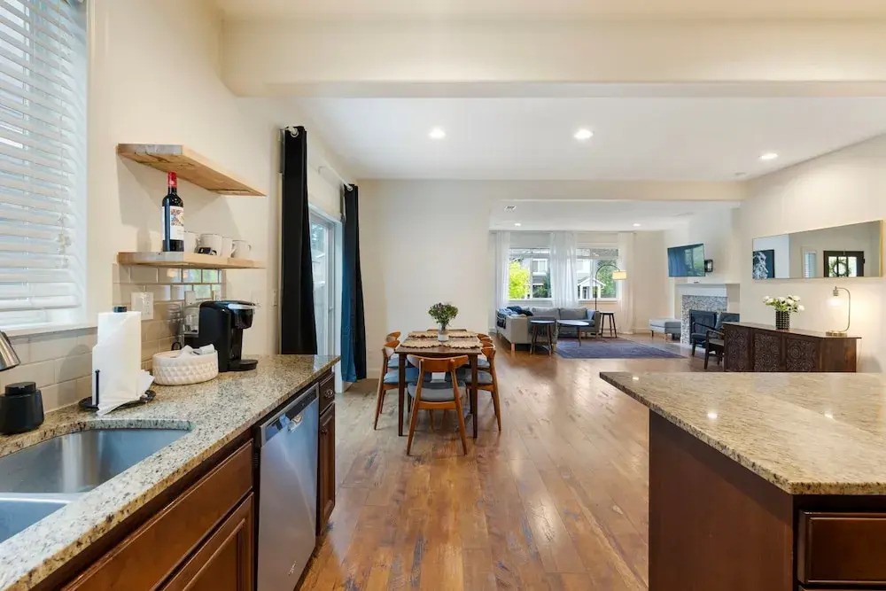 Luxurious 3BR Home in the Heart of Hillsboro