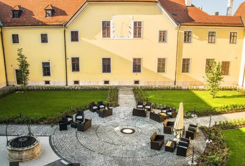 Hotel Klastrom