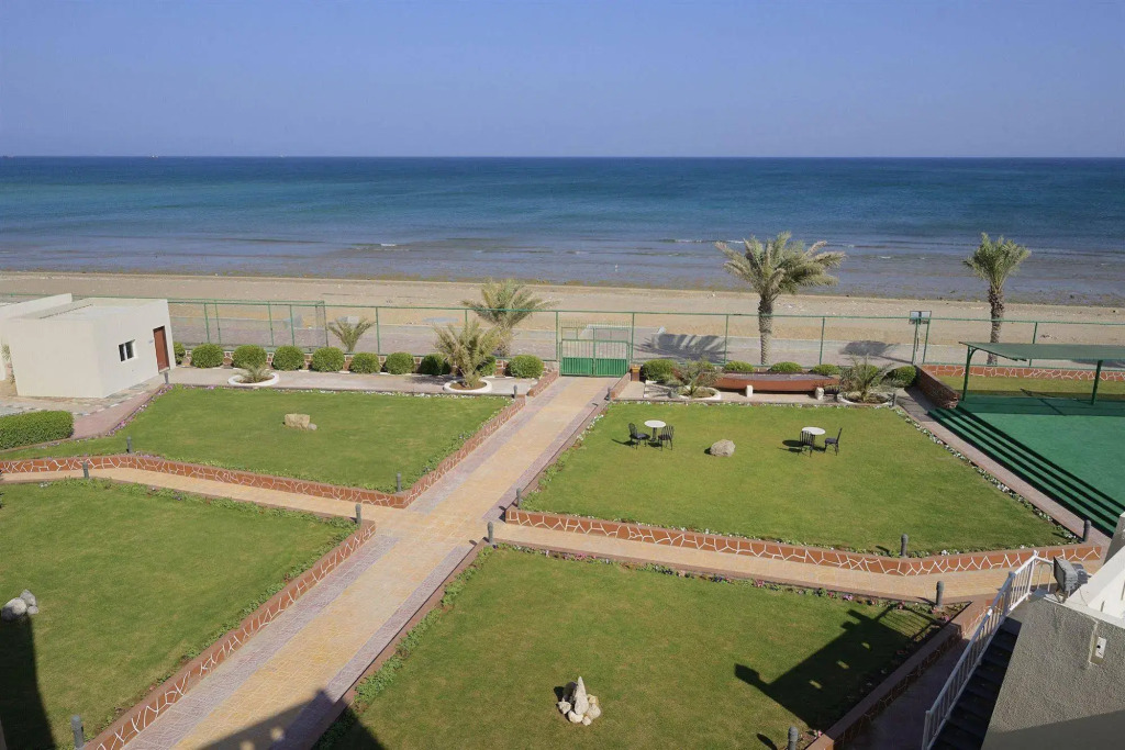 Resort Sur Beach Holiday