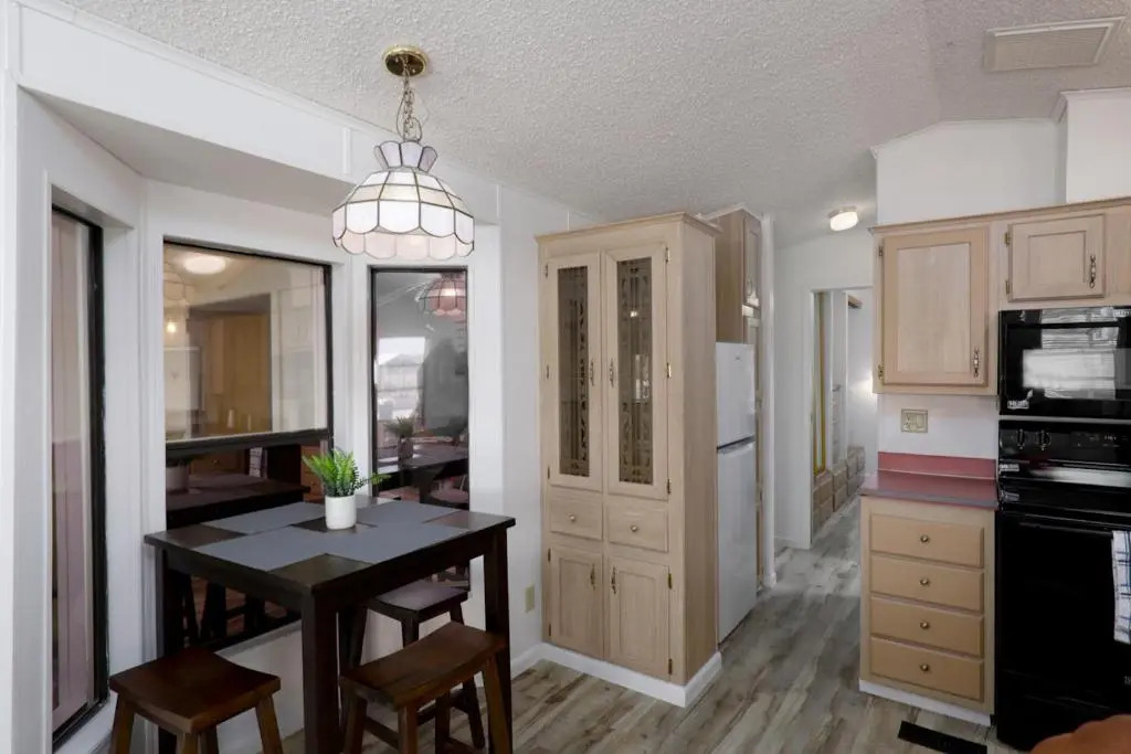 Lake Havasu Cabin Mtn&Lake Views, FREE ON SITE Boat Launch ramp and marina
