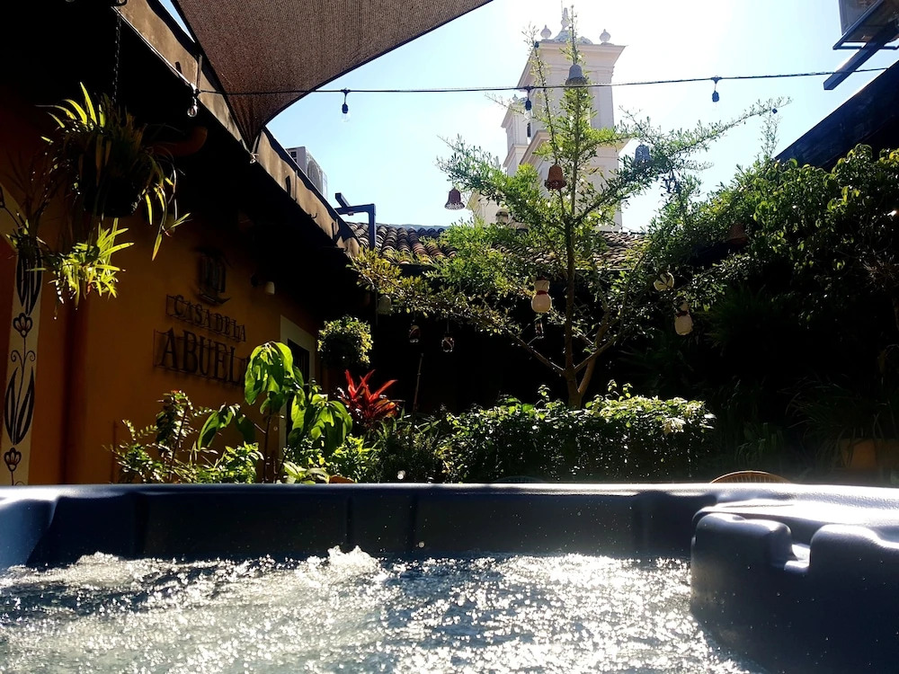 Casa De La Abuela Petit Hotel