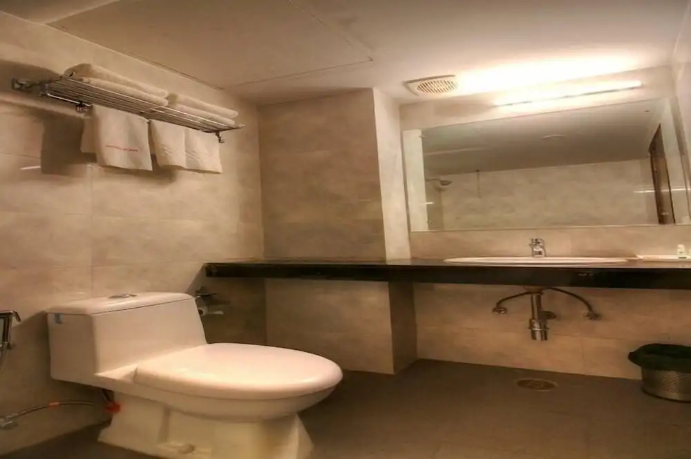 Hotel Kian by JMD Group