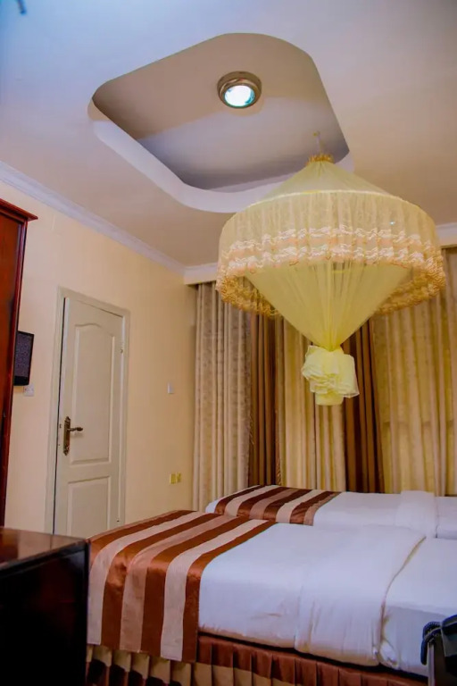 Ineza Hotel